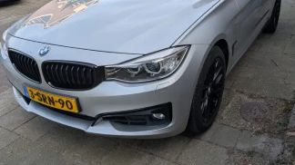Lízing Sedan BMW 328 2013