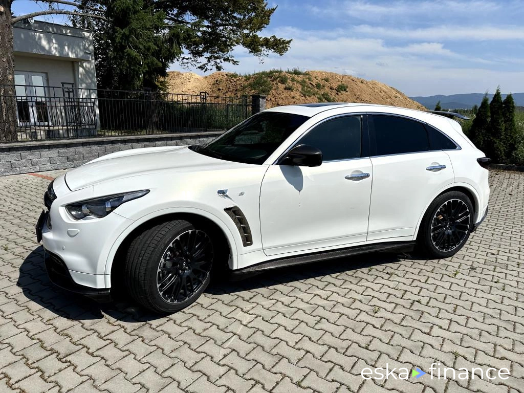 Lízing SUV Infiniti FX 2013