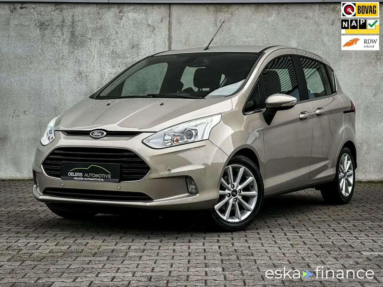 Finansowanie Transport pasażerów Ford B-Max 2015