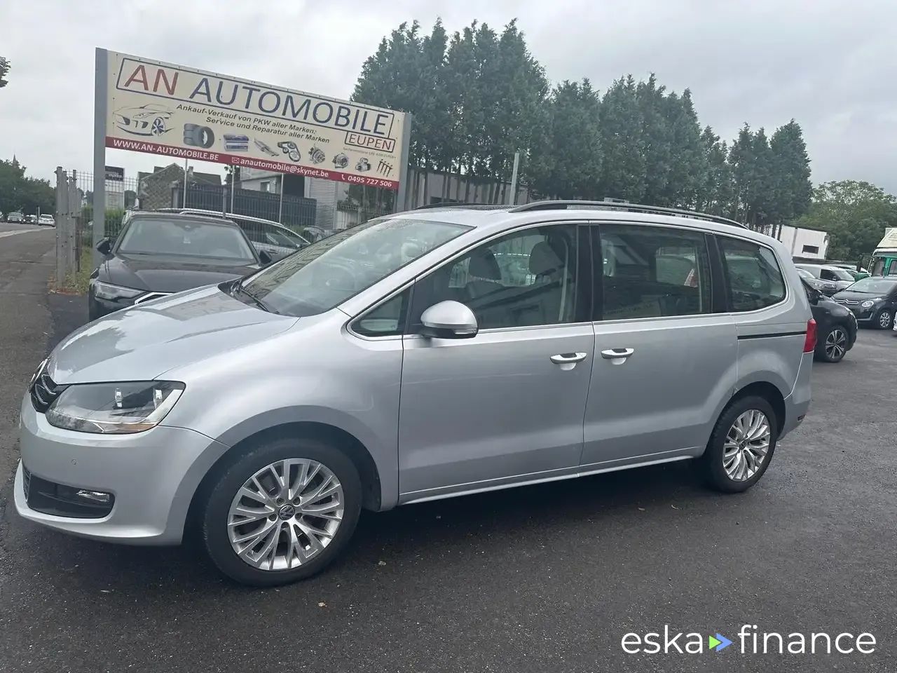 Leasing Hatchback Volkswagen Sharan 2011