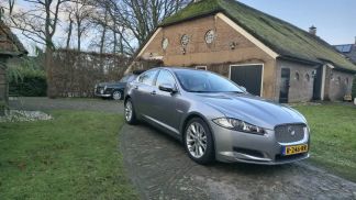 Lízing Sedan Jaguar XF 2012