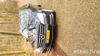 Lízing Sedan MERCEDES C 180 2013