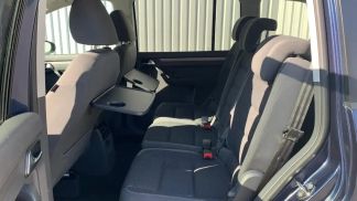 Financování Hatchback Volkswagen Touran 2014