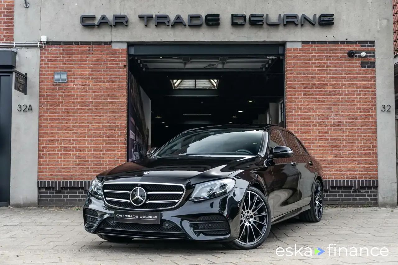 Lízing Sedan MERCEDES E 350 2019