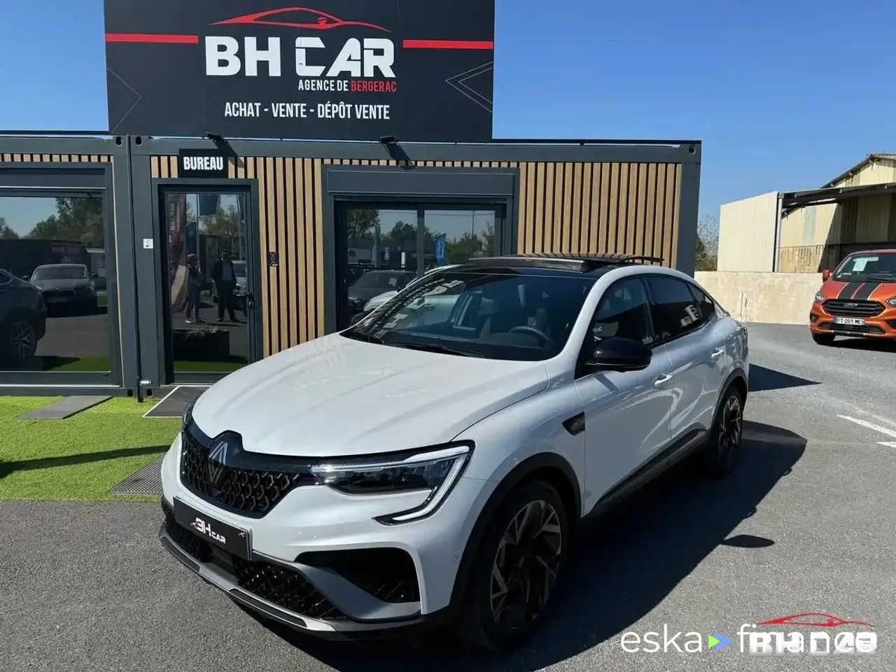 Leasing SUV Renault Arkana 2024