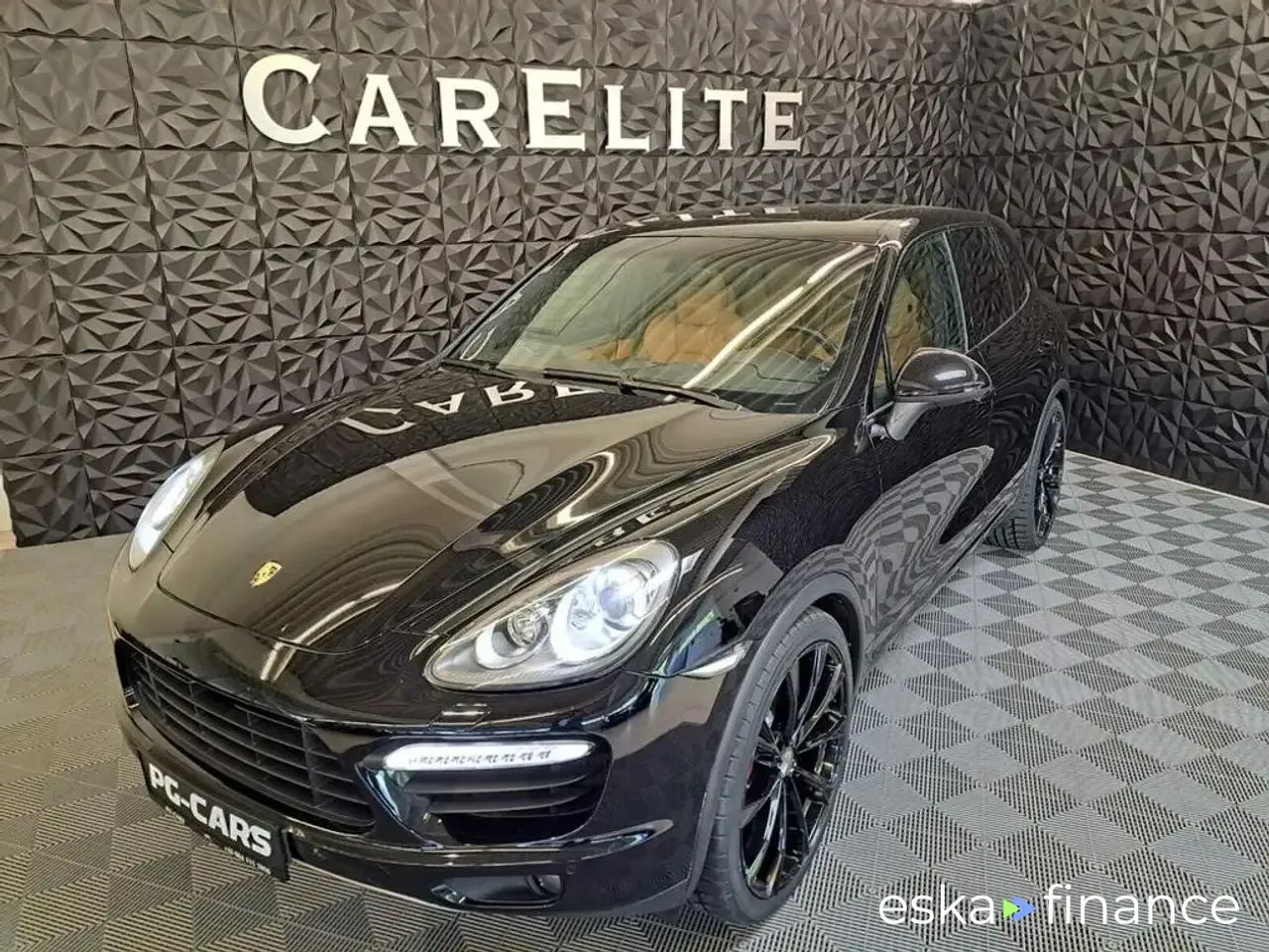 Finansowanie SUV Porsche Cayenne 2011