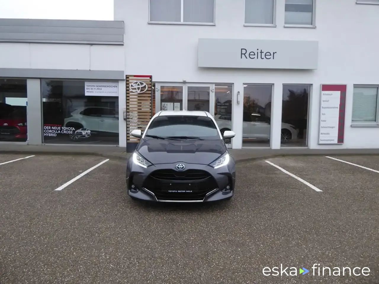 Leasing Hatchback Toyota Yaris 2020