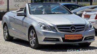 Financování Konvertibilní MERCEDES E 350 2011