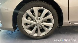 Finansowanie Wóz Toyota Auris 2014