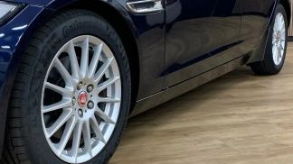 Lízing Sedan Jaguar XE 2018