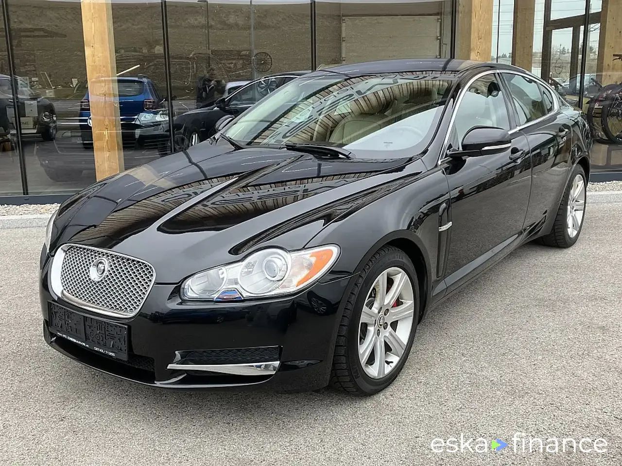 Leasing Sedan Jaguar XF 2011