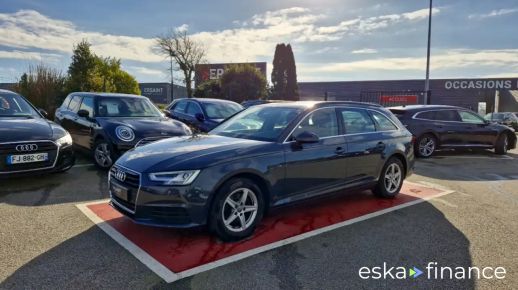 Audi A4 2019