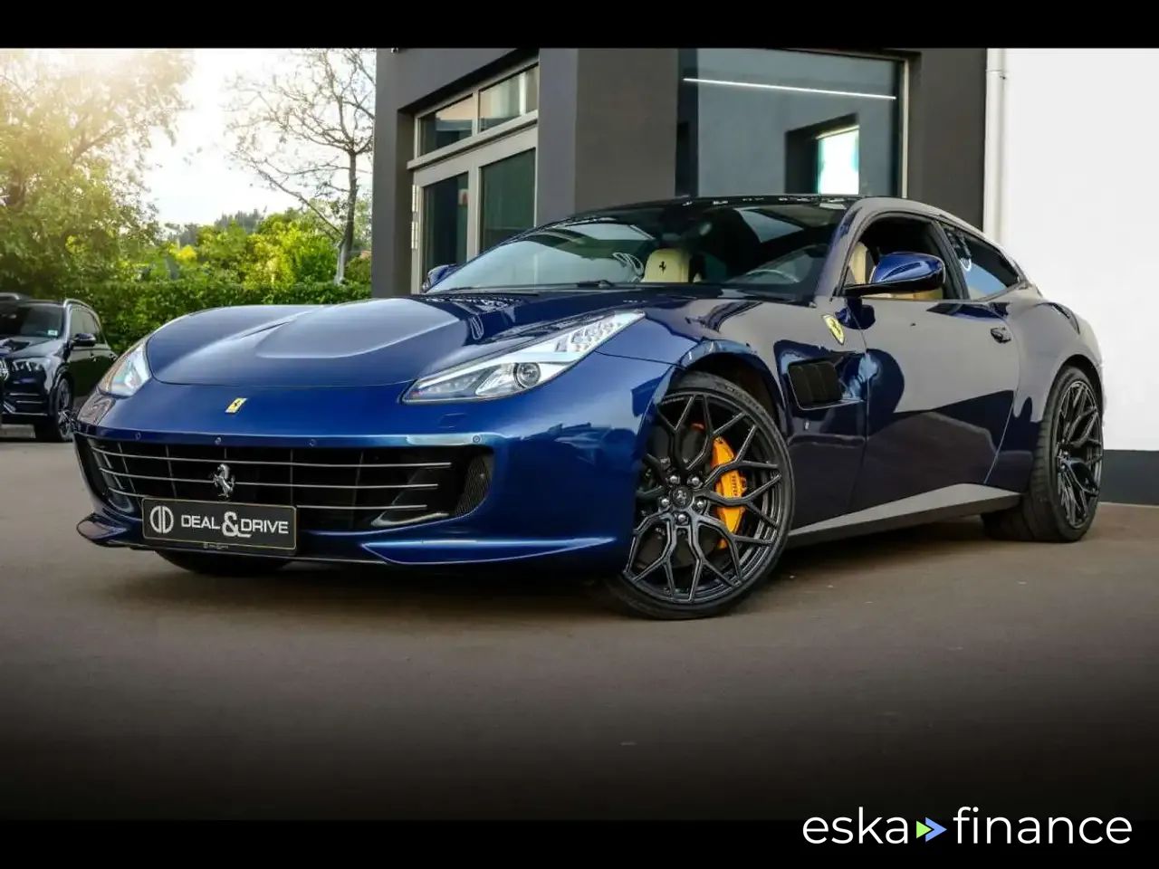 Leasing Wagon Ferrari GTC4 LUSSO 2017