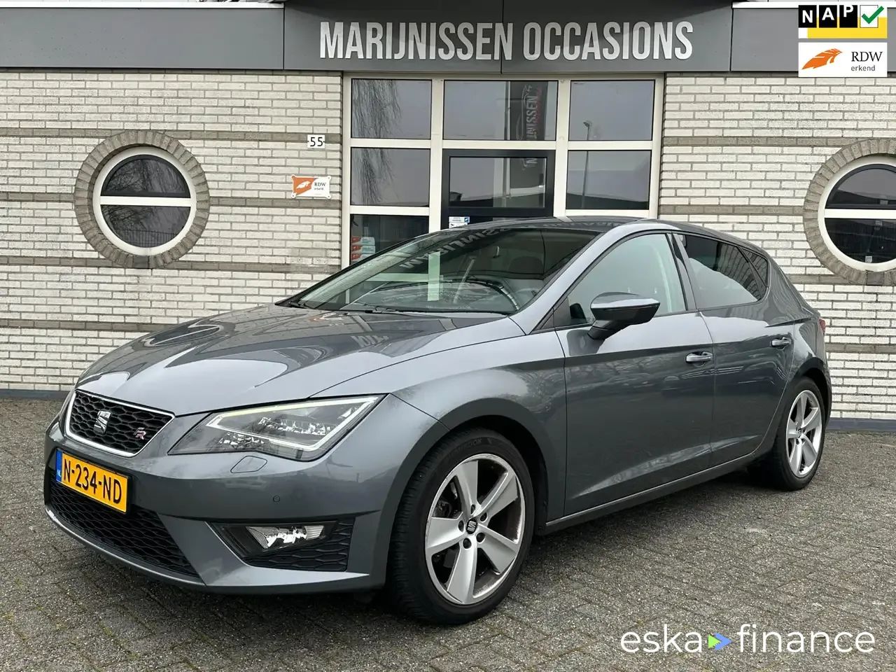Finansowanie Hatchback Seat Leon 2016
