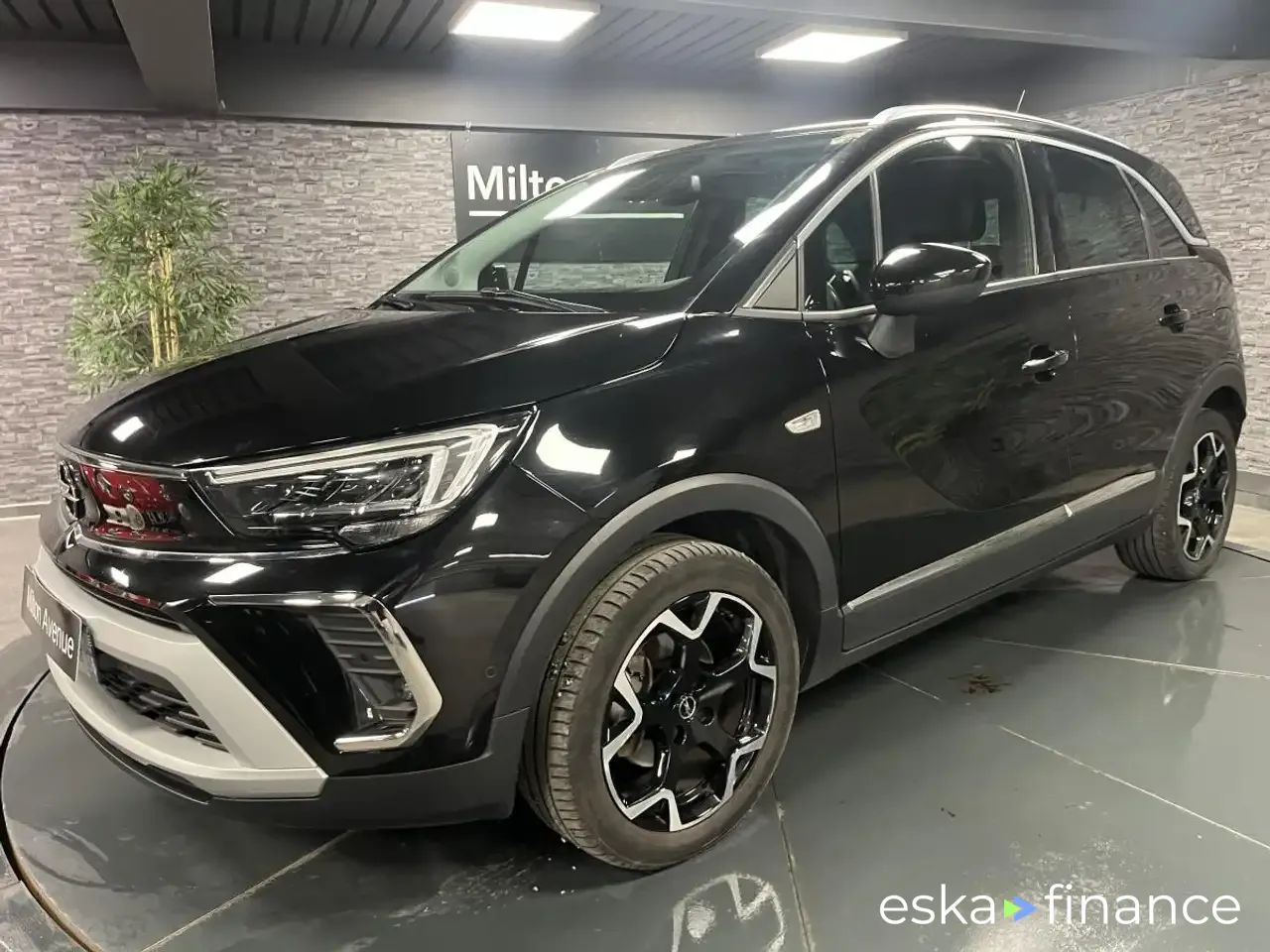 Finansowanie SUV Opel CROSSLAND 2022