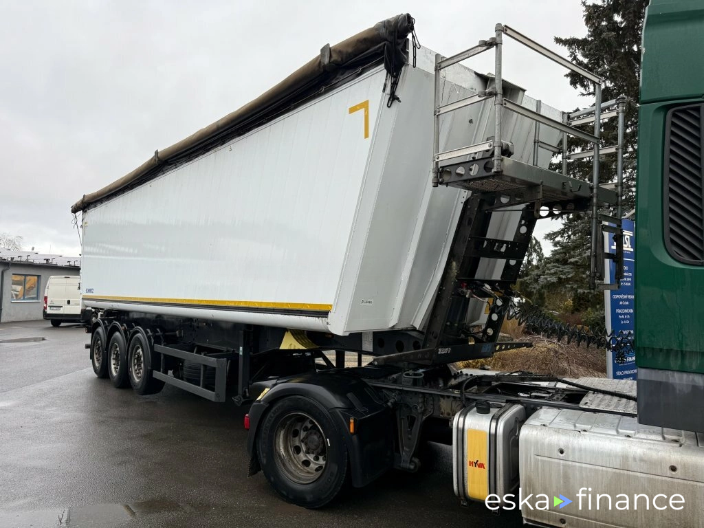 Leasing Semi-trailer Schmitz SKI 2019