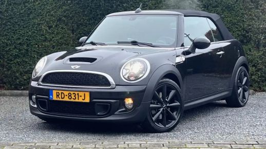 MINI Cooper S Cabrio 2011