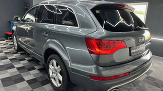 SUV Audi Q7 2011