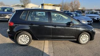 Financování Hatchback Volkswagen Golf Sportsvan 2016