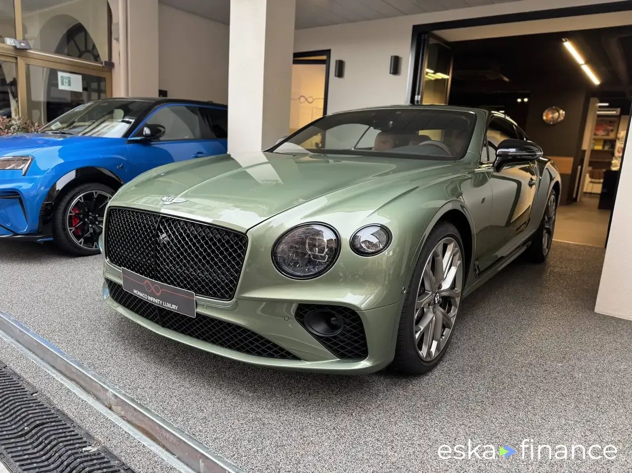 Leasing Convertible Bentley Continental 2023