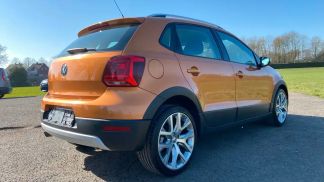 Lízing Hatchback Volkswagen Polo 2015