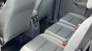 Lízing Hatchback Volkswagen Touran 2011