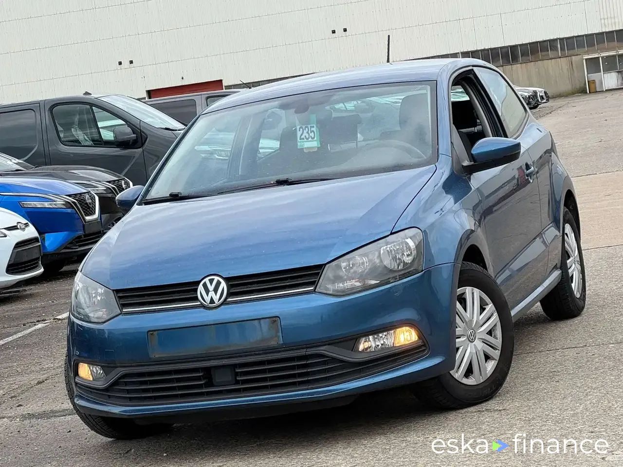 Financování Sedan Volkswagen Polo 2015