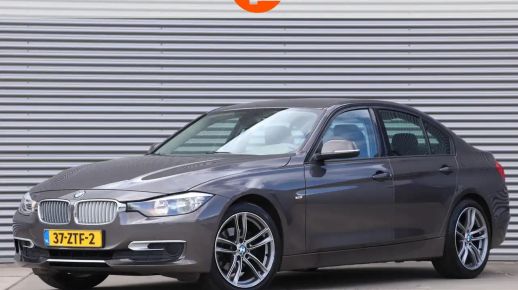 BMW 320 2013