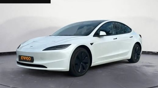 Tesla Model 3 2024