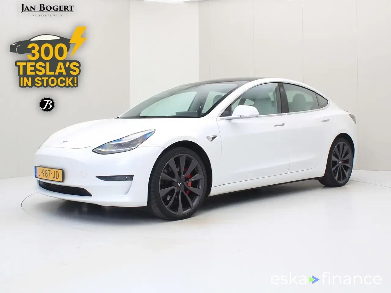 Lízing Sedan Tesla Model 3 2020