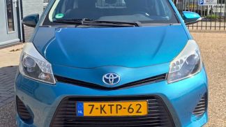 Leasing Hatchback Toyota Yaris 2013