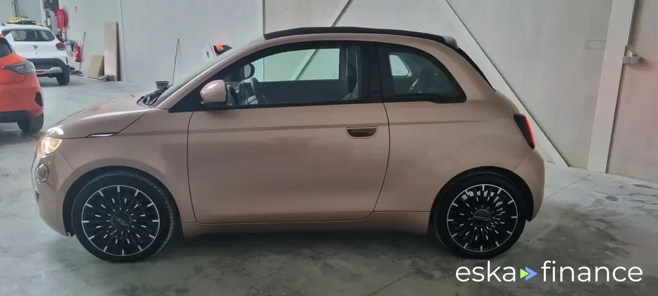 Lízing Kabriolet Fiat 500C 2022