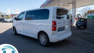Lízing Hatchback Peugeot Traveller 2020