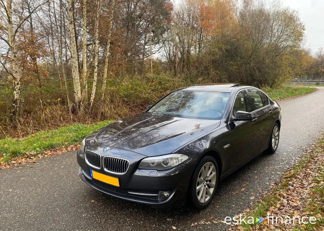 Leasing Sedan BMW 528 2010