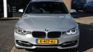 Lízing Sedan BMW 335 2012