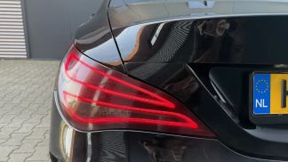Lízing Sedan MERCEDES CLA 180 2015