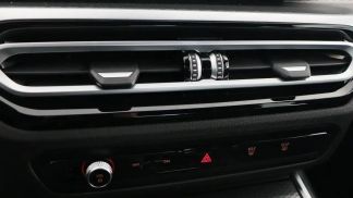 Lízing Sedan BMW 330 2023