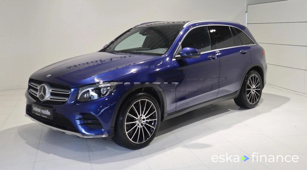 Finansowanie SUV MERCEDES GLC 2016