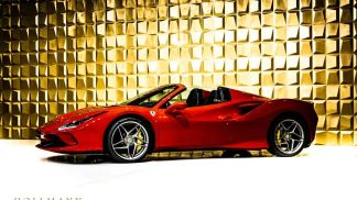 Financování Konvertibilní Ferrari F8 SPIDER 2022
