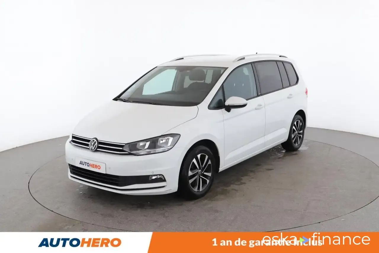 Lízing Hatchback Volkswagen Touran 2020