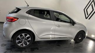 Sedan Renault Clio 2022