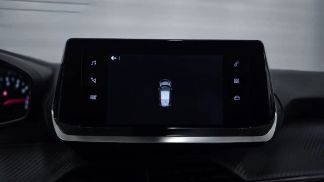 Lízing Sedan Peugeot 208 2025