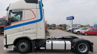 Finansowanie Ciągnik siodłowy Volvo FH13 2018