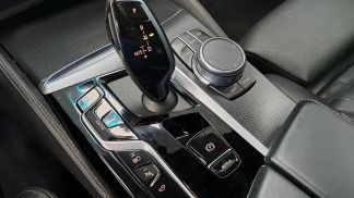 Lízing Sedan BMW 545 2021