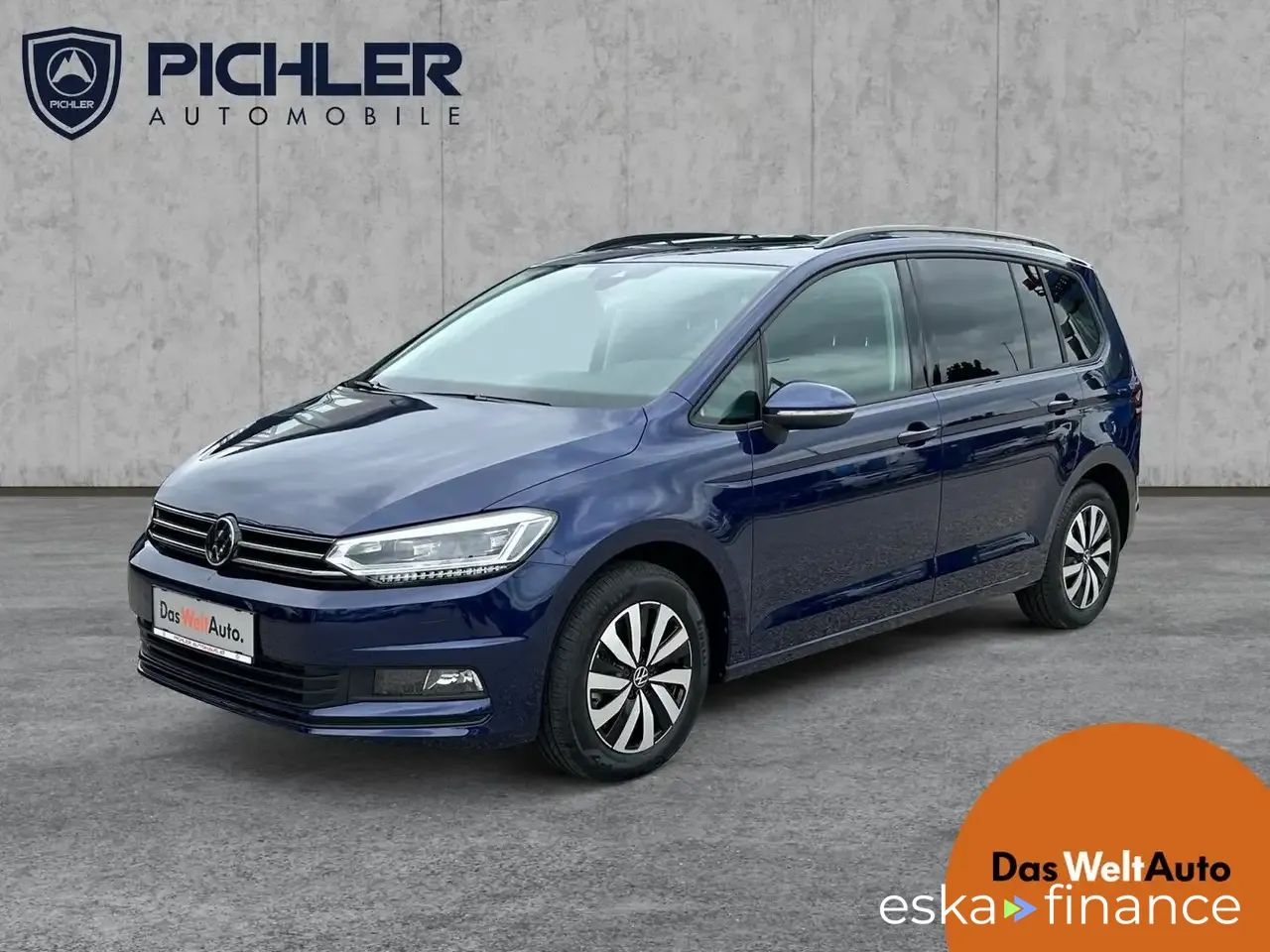 Lízing Hatchback Volkswagen Touran 2024