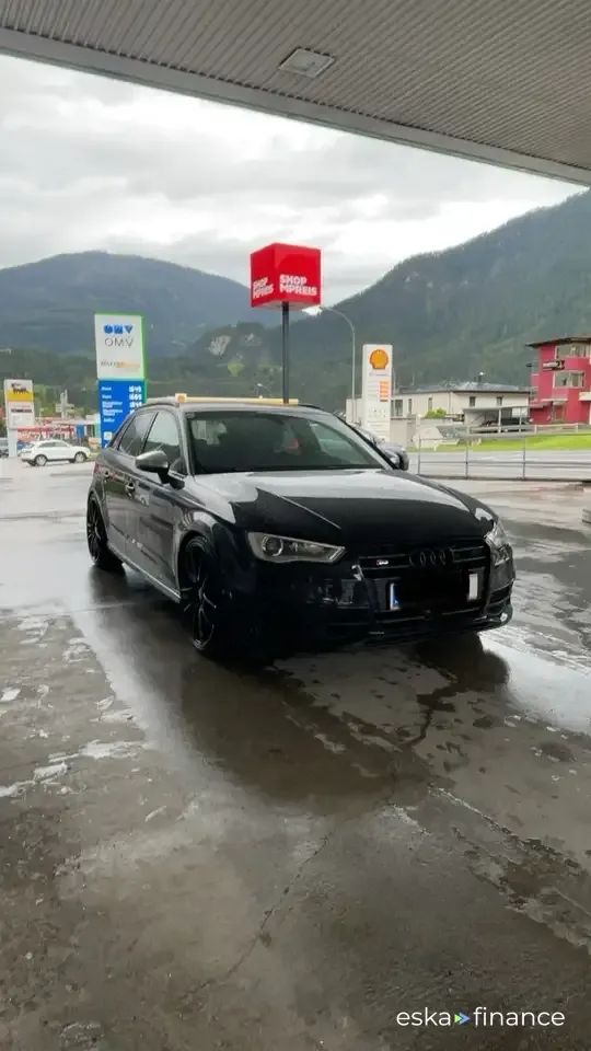 Lízing Hatchback Audi S3 2014