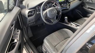 Lízing SUV Toyota C-HR 2022