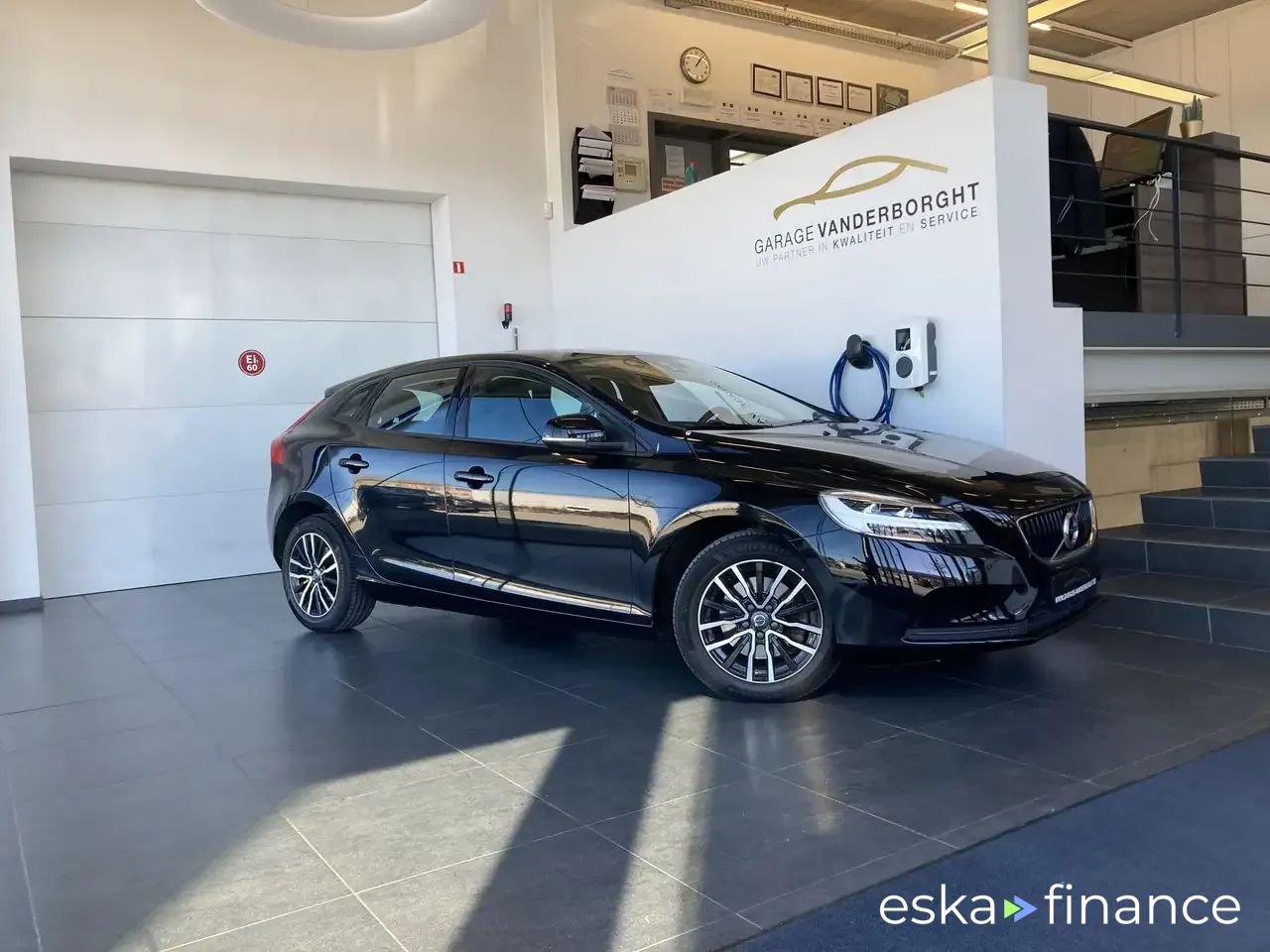 Leasing Hatchback Volvo V40 2019