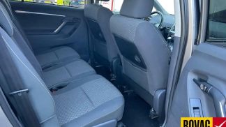 Lízing Hatchback Toyota Verso 2015