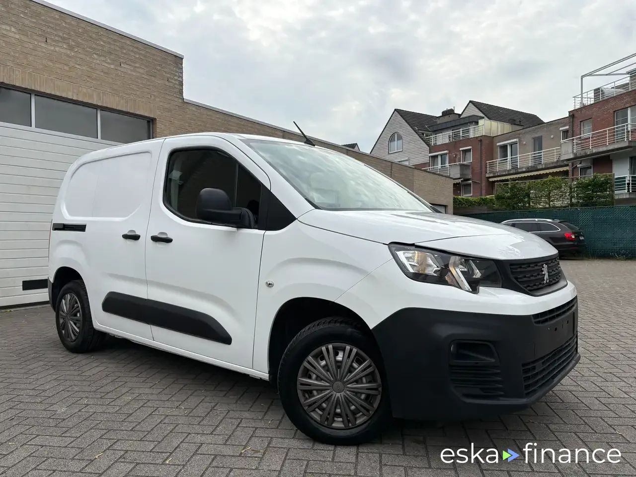 Finansowanie SUV Peugeot Partner 2020